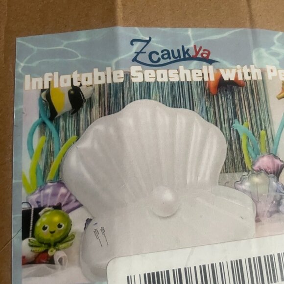 Inflatable Seashell with Pearl - Picture 2 of 6